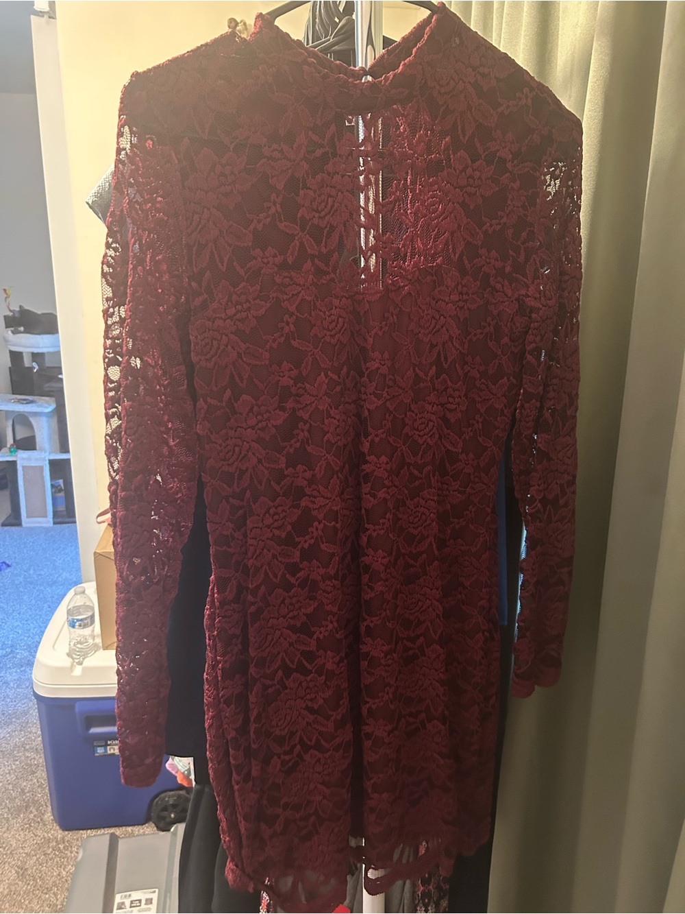 Women’s Burgundy Lace Dress